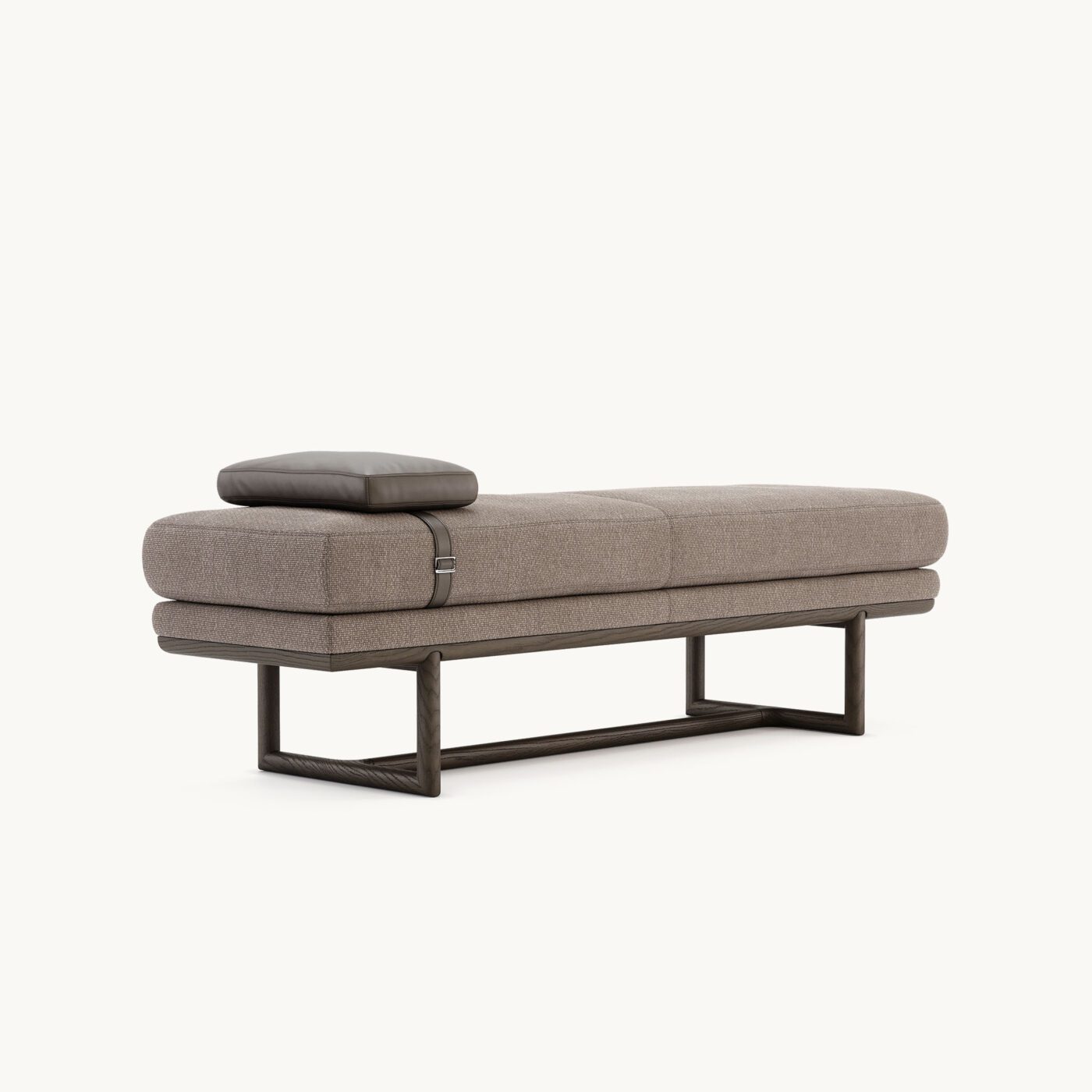 Henry-bench-domkapa-2024-size-L-living-room