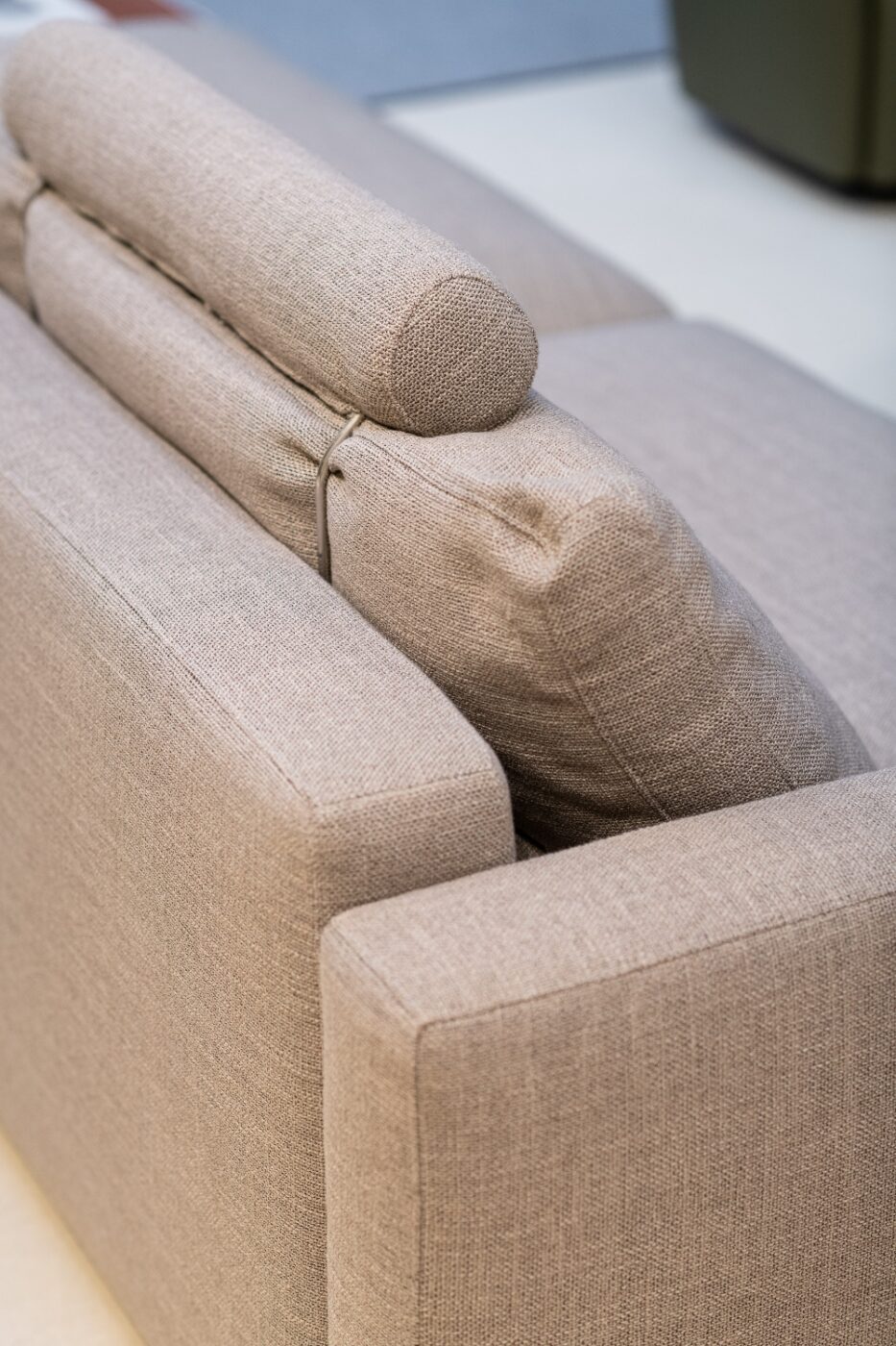 Edward Sofa - Decorex (2)