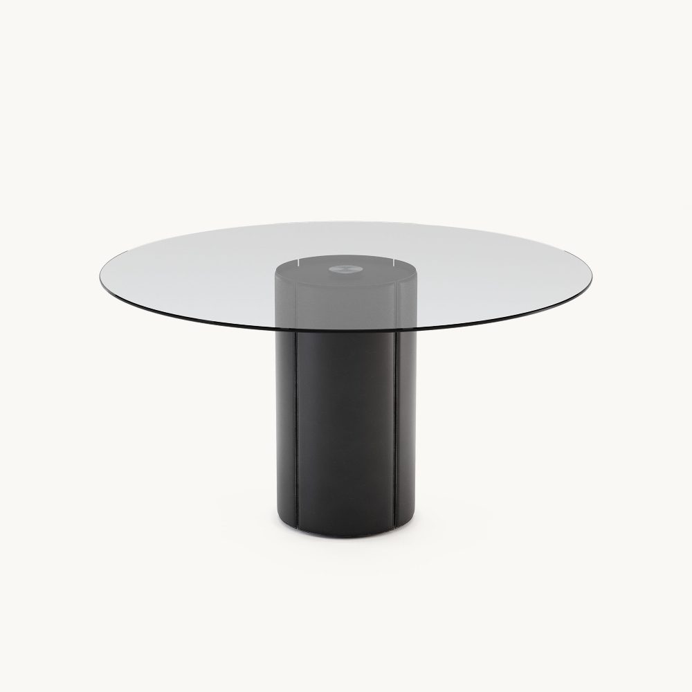 Mano dining table round blog (1)