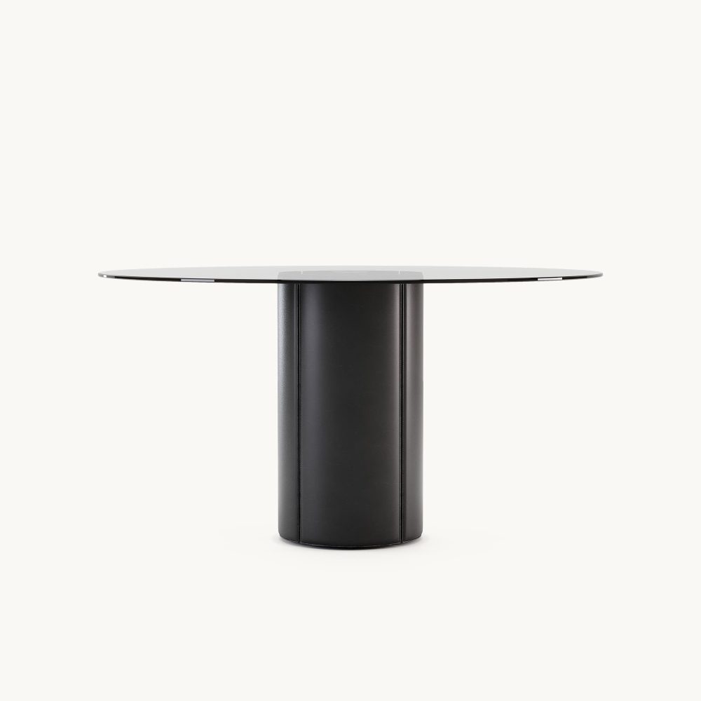 Mano dining table round blog
