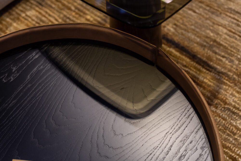 Mano table set at Decorex 2021