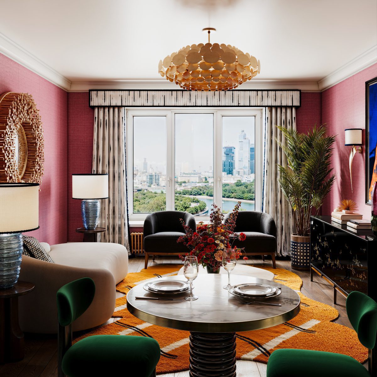 Zhk Zilart by Viktor Design Stories: A bright living room showcasing a large coffee table with armchairs set around it.